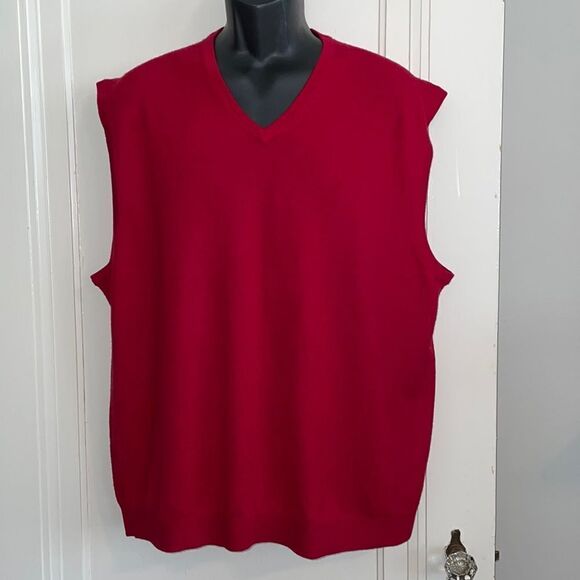 Jos A Bank red Italian merino wool knit V neck sweater vest - Picture 1 of 8